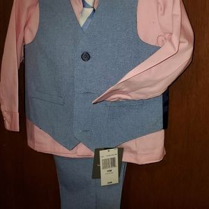 Van Heusen Boys 4 piece set